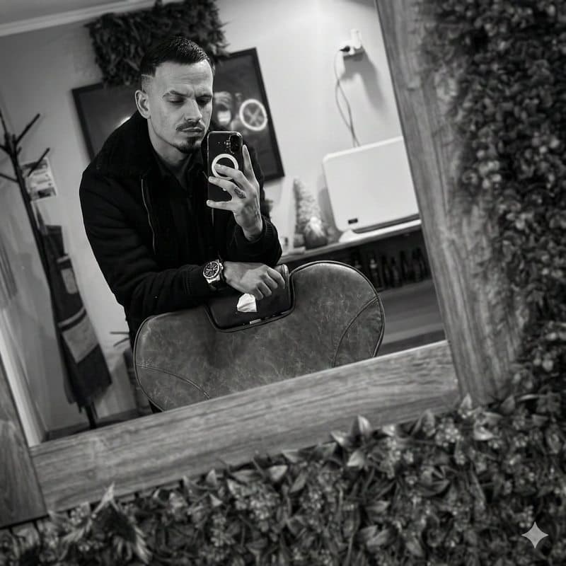 Keresztesi Bence - Fodrász - Fodrász és Borbély Mátészalkán, Alex Barbershop